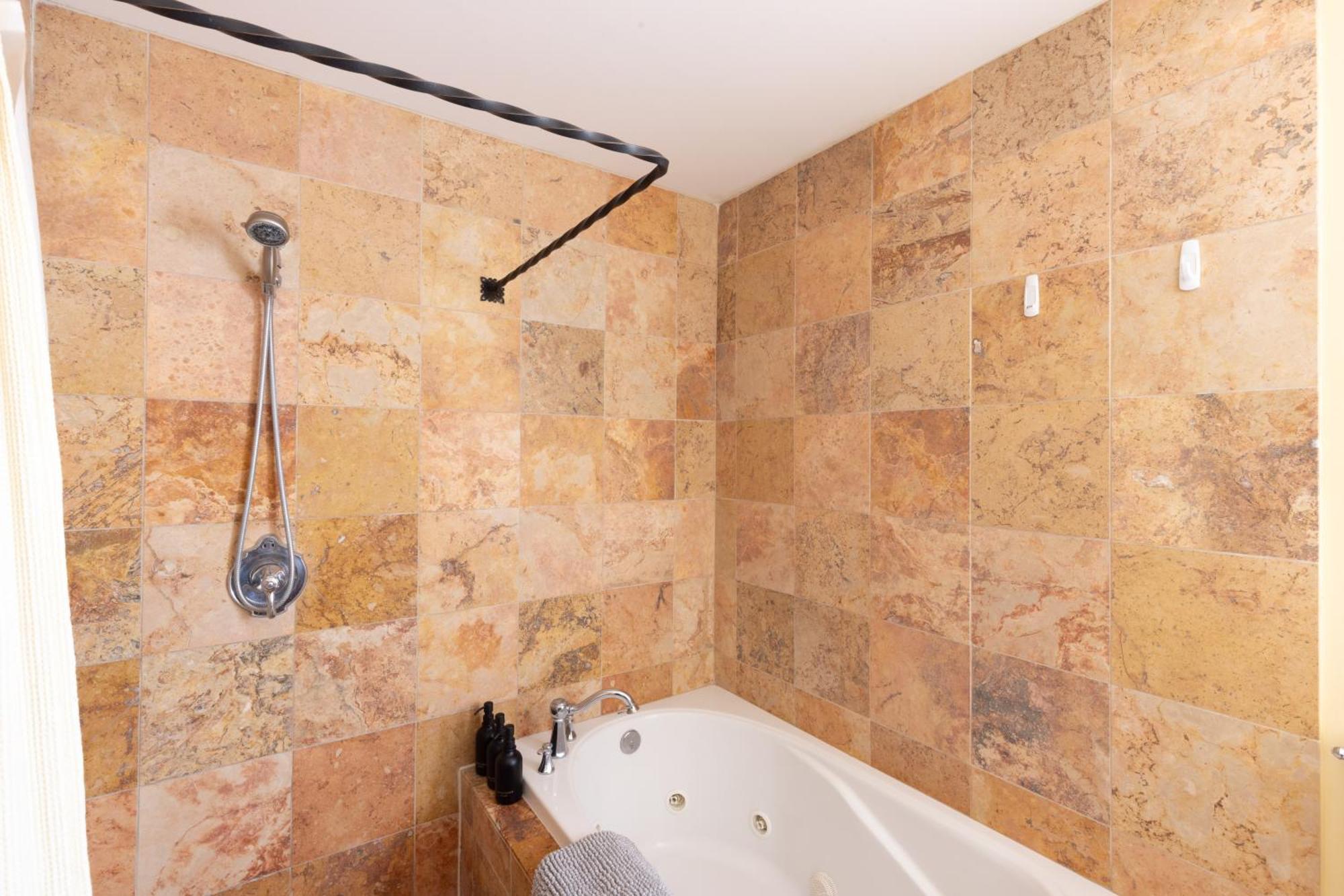 Casa Blanca Inn And Suites Фармингтон Экстерьер фото