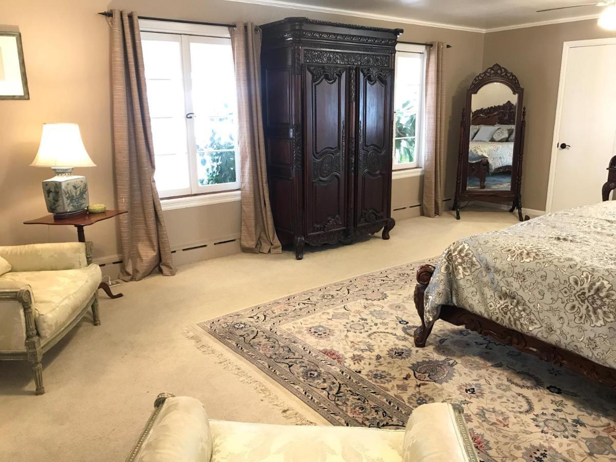 Casa Blanca Inn And Suites Фармингтон Экстерьер фото